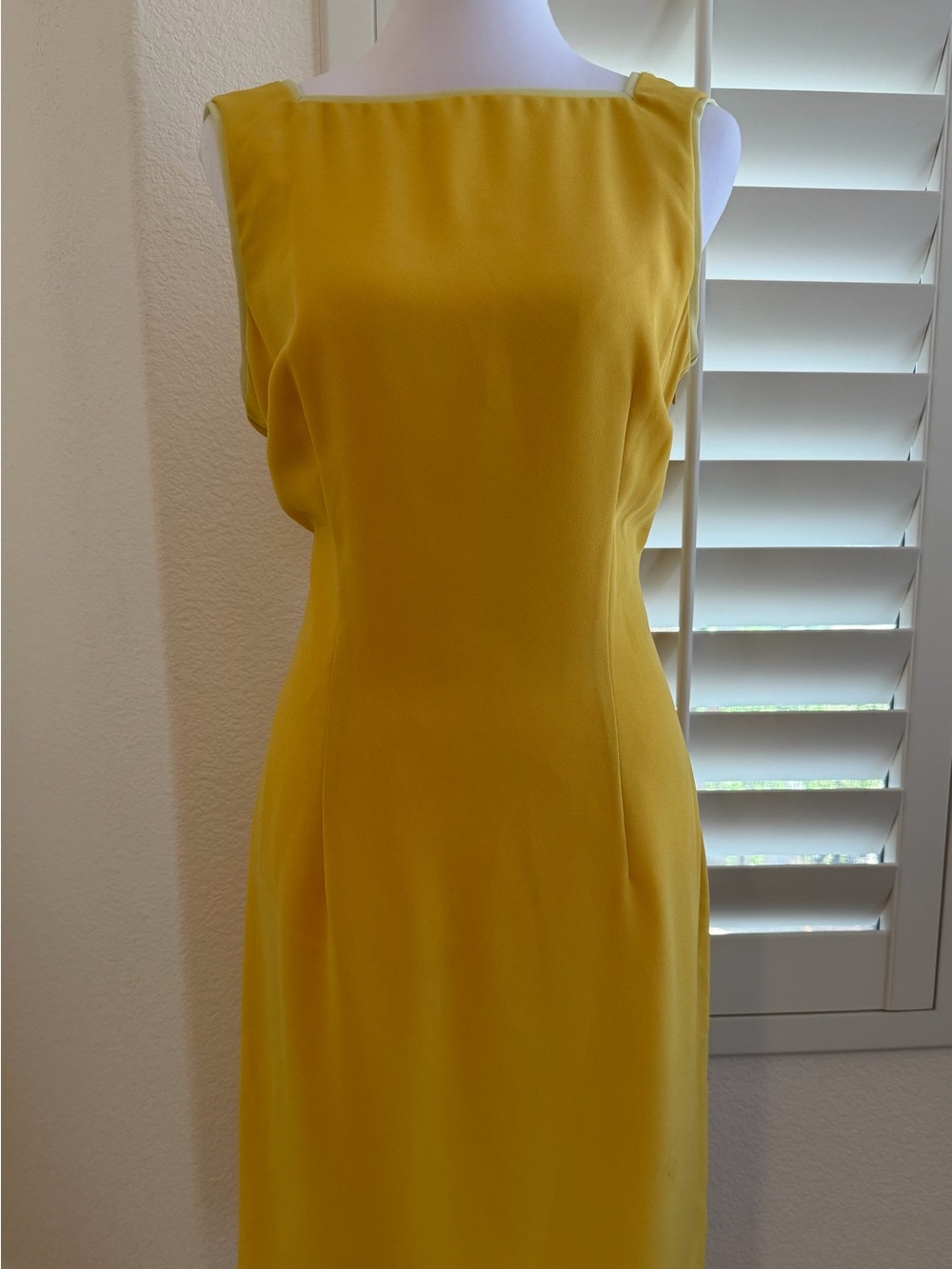 CDC Yellow Crepe Sheath Dress with Contrast Trim